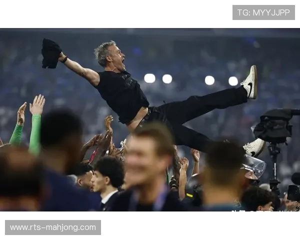 巴黎圣日耳曼基金会启动社区足球项目，千名青少年参与