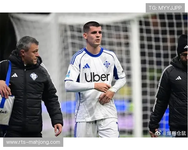 伊卡尔迪转会传闻更新，科莫倾向引进年轻锋线替代莫拉塔